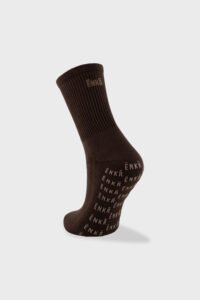 Chaussettes de pilates marron ENKR