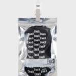 Packaging chaussettes de pilates noires ENKR